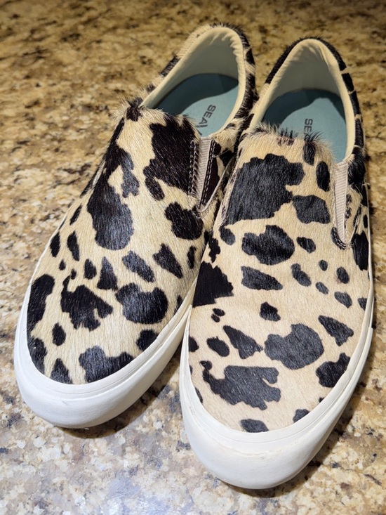 SeaVees Shoes - NWOT - SeaVees Cow Print Slip-On Sneakers - Black & Cream - Size 8.5